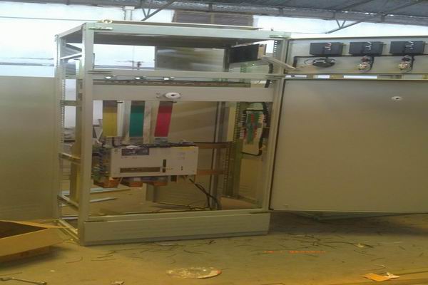 马湾镇控制柜-3683品牌总闸控制柜的使用原则